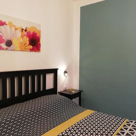 The Yellow House-2