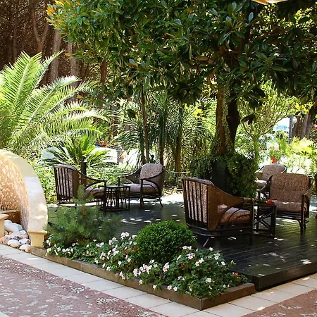 Hotel Bamby-3