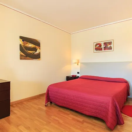 Hotel Residence La Luna Nel Porto-3