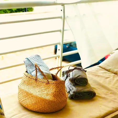 Sweet & Cosy Room Next To The Beach-2