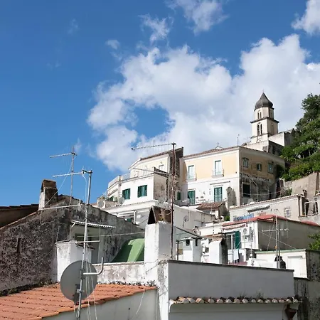 Amalfi Old Square Room & Apartments , 73 Steps From The Street-3