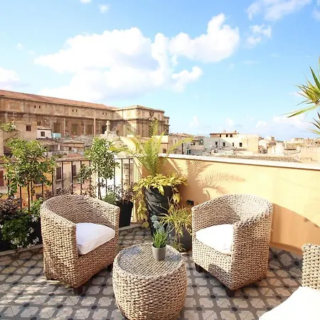 Panto - Rooftop Boutique Rooms-2