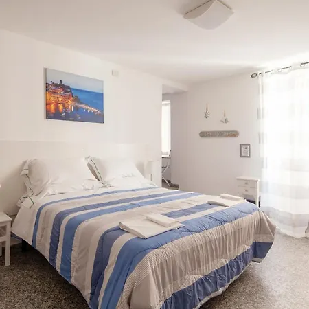 Ludovica Flat-3