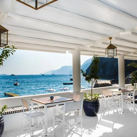 Laurito Beach Cucina & Camere-2