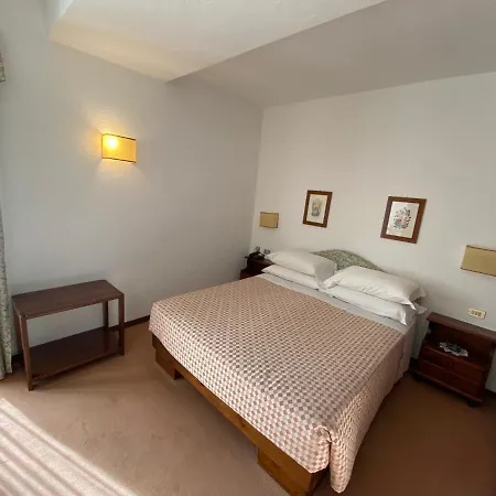 Hotel Triolet-3