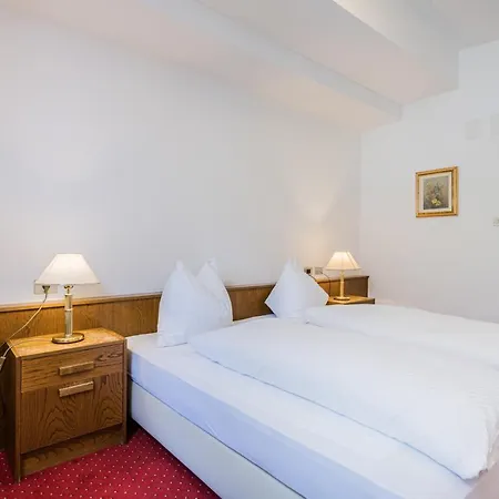 Hotel Waldheim-2