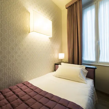 Hotel Montreal-3