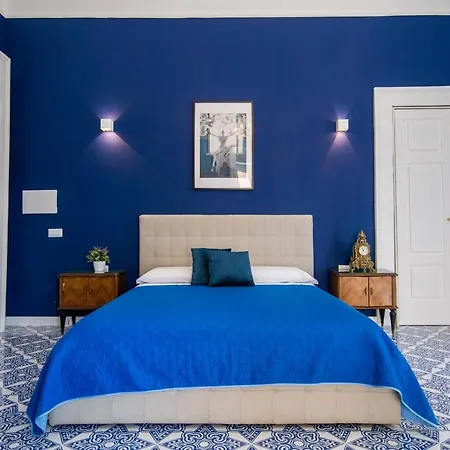 Crudo Home-3