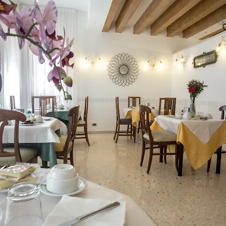 Hotel Antigo Trovatore-3