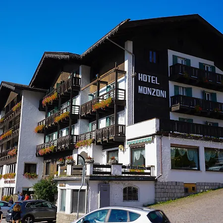 GH Hotel Monzoni-3