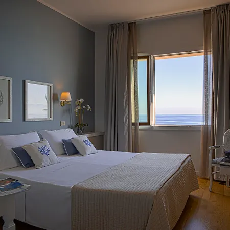 Hotel Punta Nord Est-2