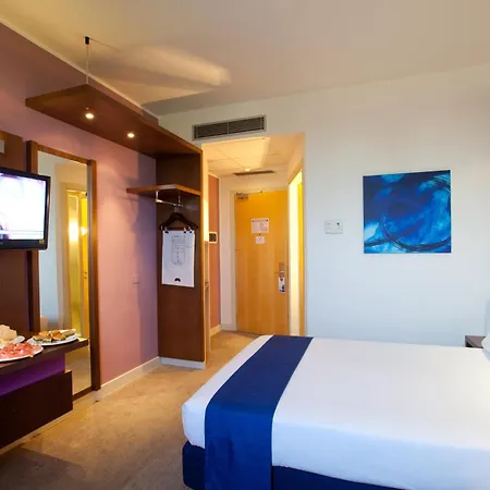 Holiday Inn Express Reggio Emilia By Ihg-3