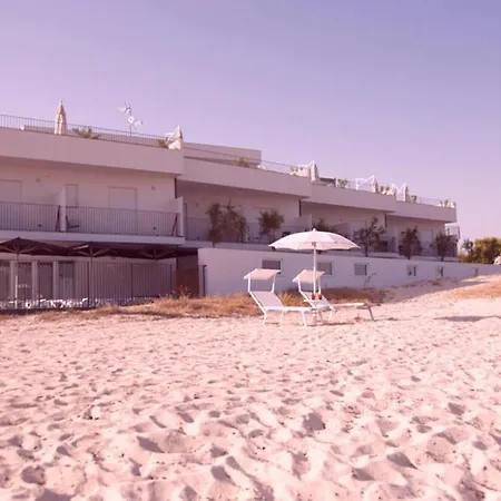 Gg77 Hotel La Spiaggia-2