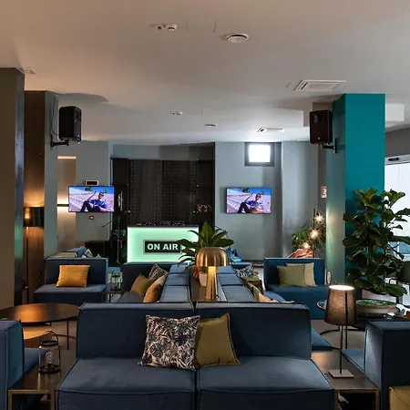 Arryvo Hotel-2
