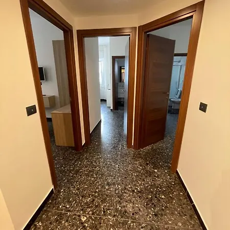 Due Passi Dal Mare-2