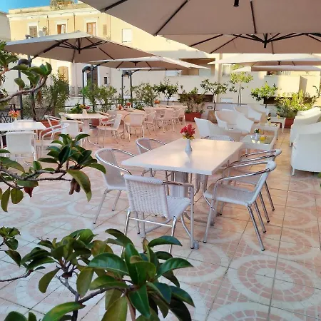 Hotel Trinacria-2