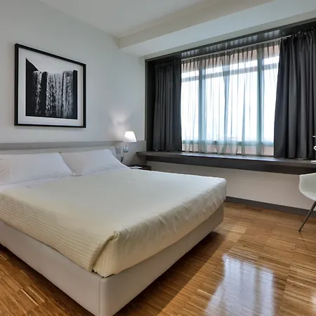 UNA Hotels San Vitale Bologna-3