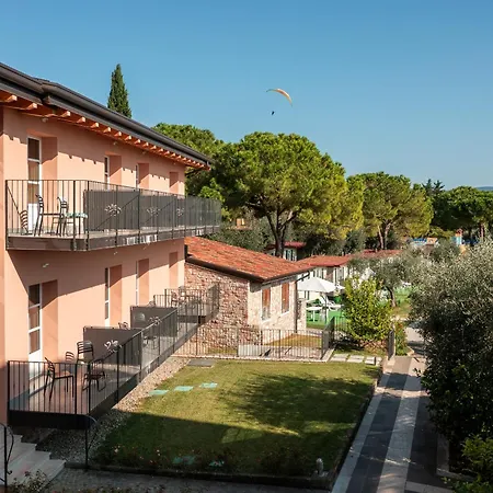 Regina Del Garda Suite-3
