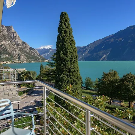 Hotel Sogno Del Benaco-3
