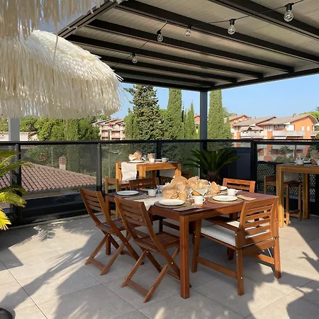 Plaza Lago di Garda Rooms - Rooftop, Lakeview&Jacuzzi-3