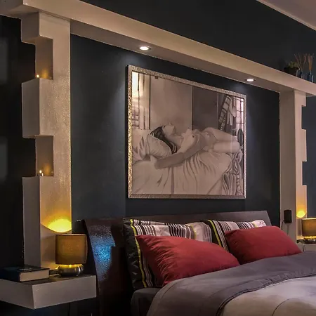 Lisetta Rooms-3
