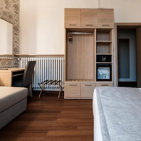 Hotel Accademia-2
