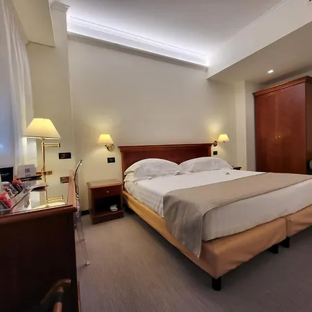 Hotel Plaza-2