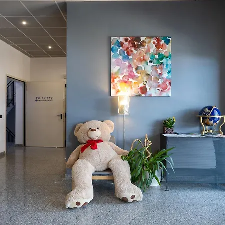 Hotel Fontaine Bleue-3