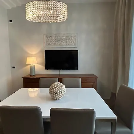 Residence Lungomare - Charming Apartments-2