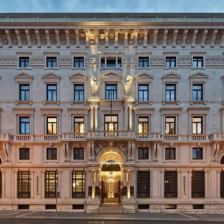 Doubletree By Hilton Trieste-2