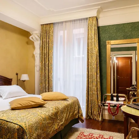 Art Hotel Orologio-3