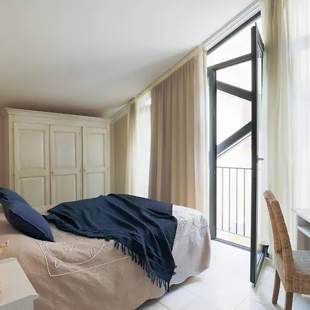 Adriano Residence-3