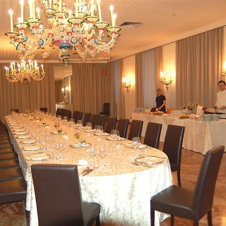 Astoria Hotel Italia-3