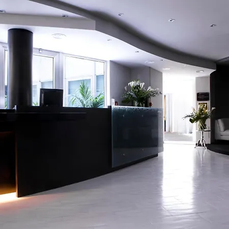 Twentyone Hotel-2