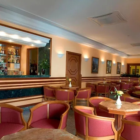Hotel Ascot Sorrento-3