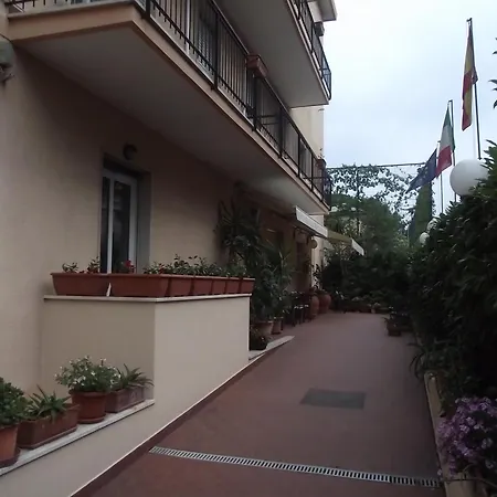 Hotel San Nazario-3