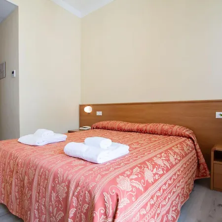 Hotel Benacus Torri Del Benaco-3