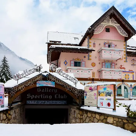 Hotel Soreghes Gran Chalet-3