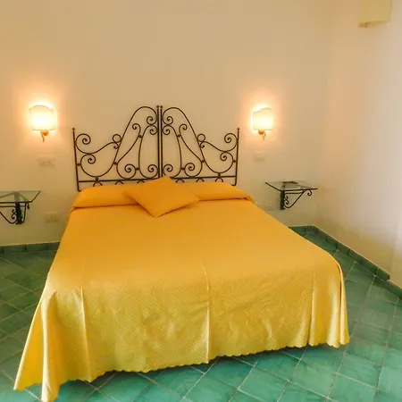 Bacio Del Sole B&B Positano-3