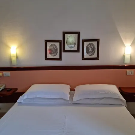 Hotel Villa Luisa-3