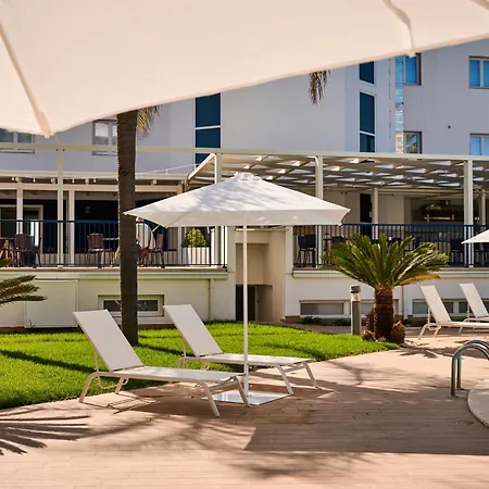 Ticho'S Greenblu Hotel-3