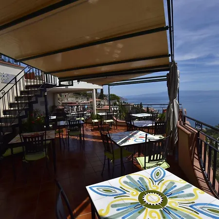 Hotel Condor-3