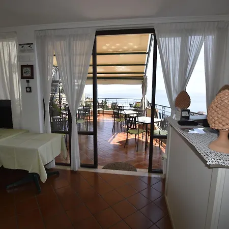 Hotel Condor-2