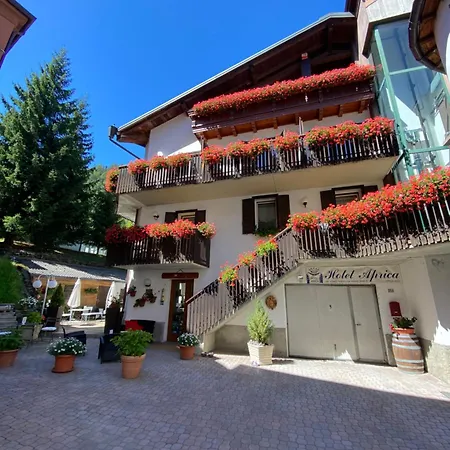 Albergo Aprica Garni-3