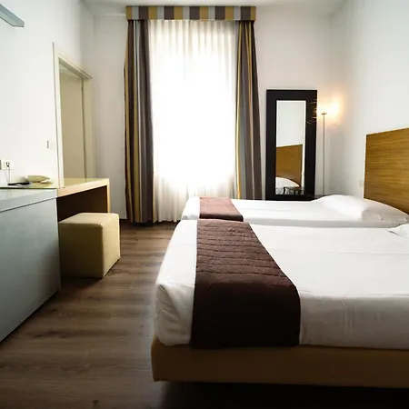 Hotel Trieste-2