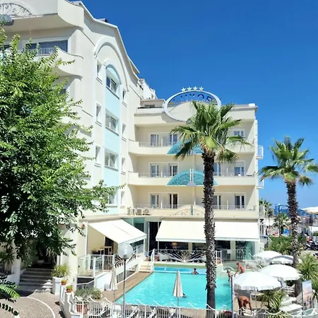 Luxor Beach Boutique Hotel Cattolica-3
