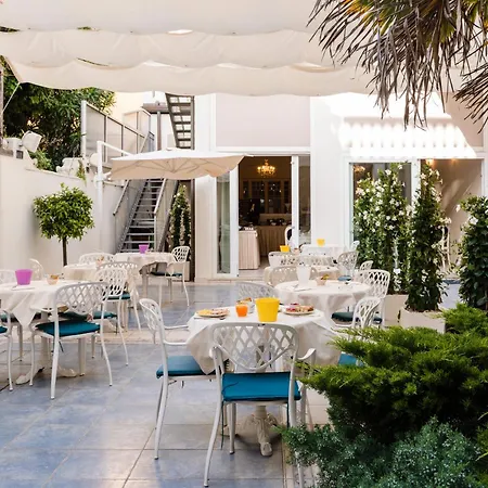 Hotel London-2
