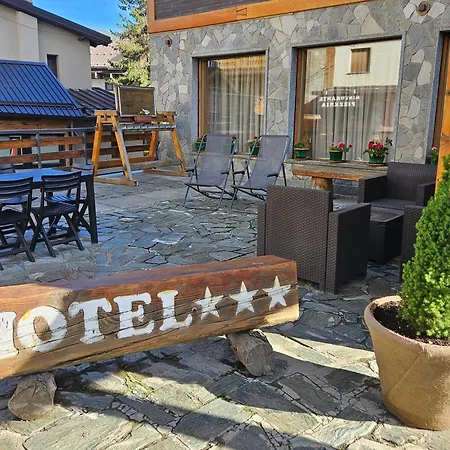 Hotel Holiday Debili-3
