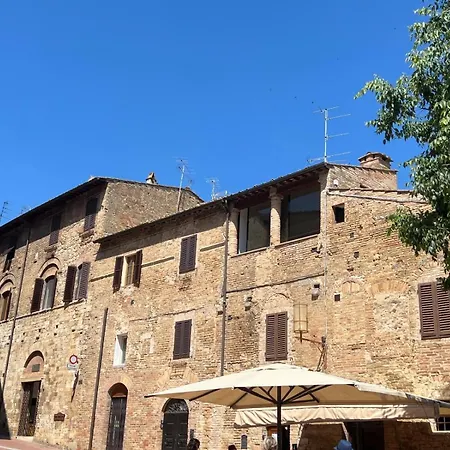 A La Casa Dei Potenti-3