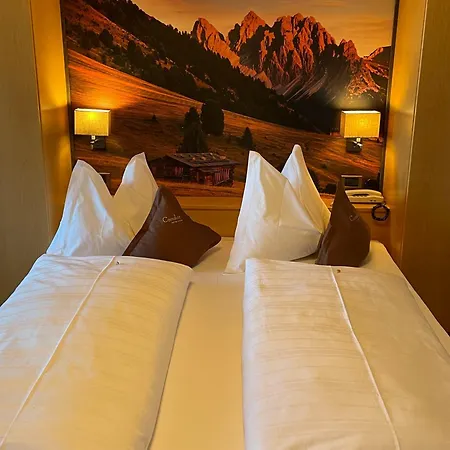 Hotel Condor-3
